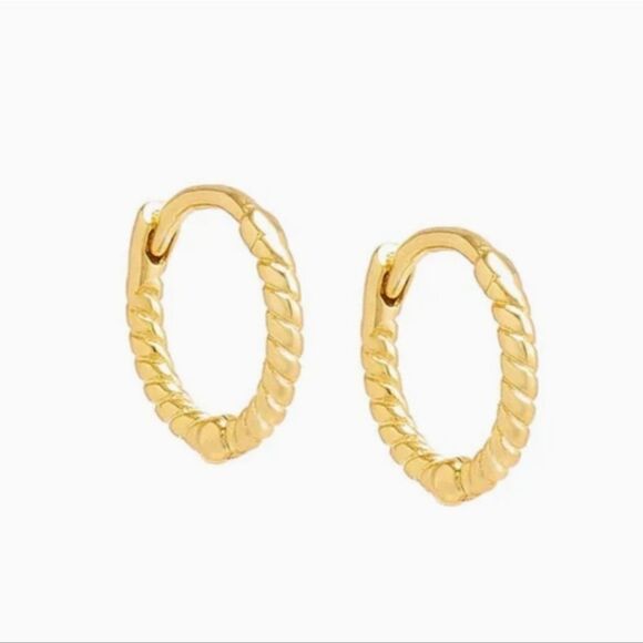 Adina Eden Thin Twisted Hoop Earrings - Picture 3 of 8